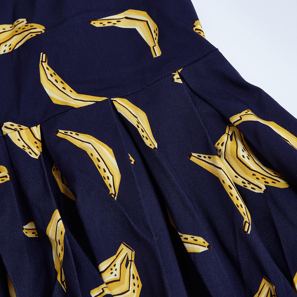 "Lily" Cubic Banana