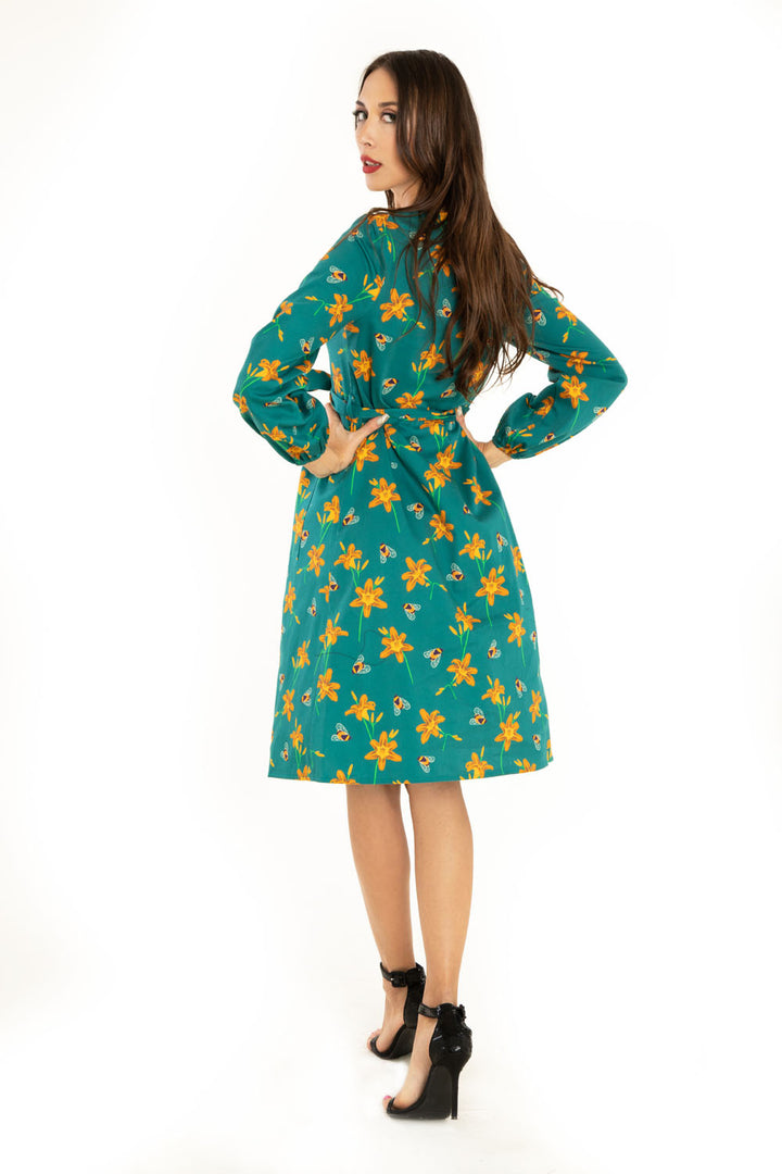 "April" Teal Multi Lilys and Bees