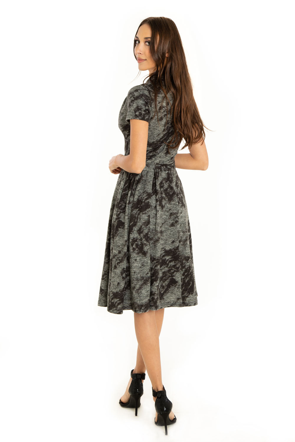 "Rose" Black Gray Burn Out