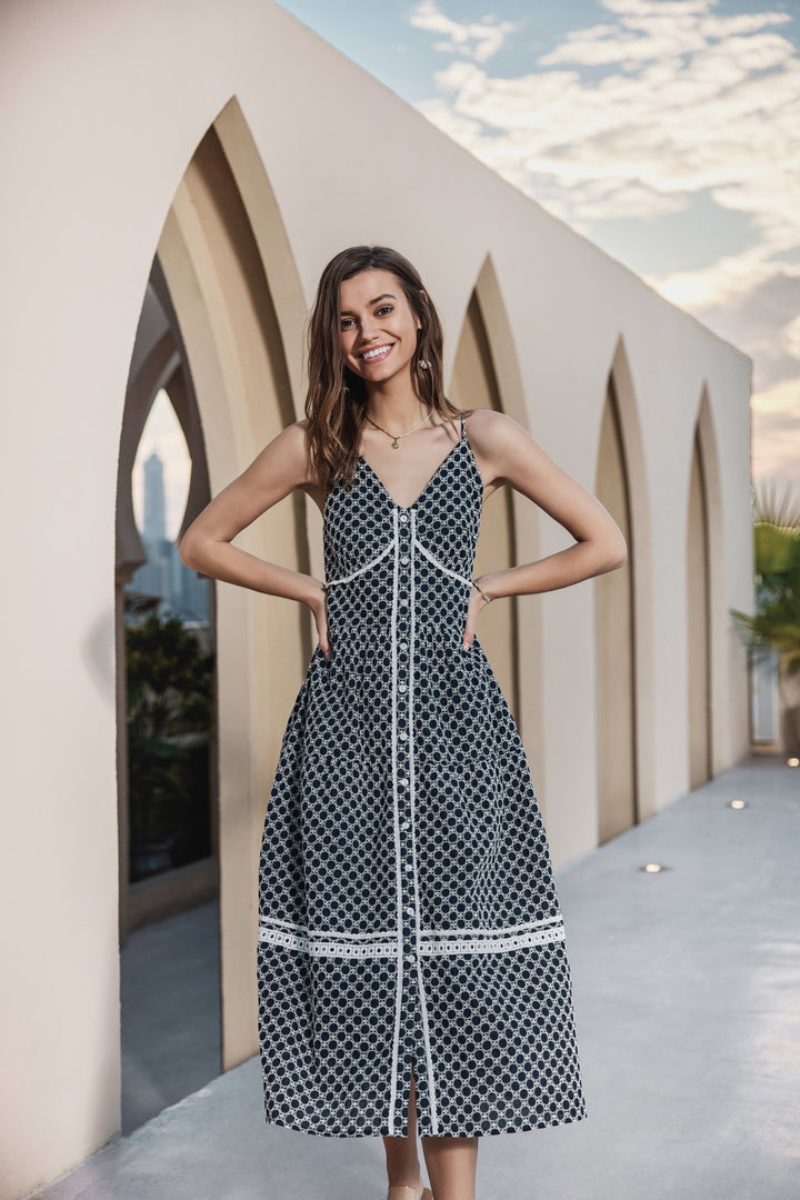 Gina | Cotton Embroidered Button-Up Midi Dress (Navy/White)